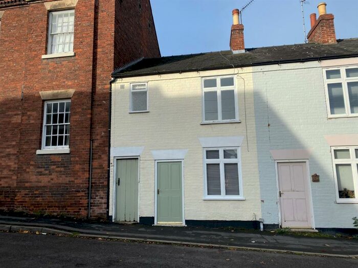 2 Bedroom End Of Terrace House To Rent In Chapel Street, Melbourne, Derby, DE73