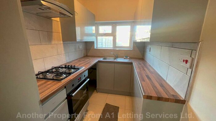 2 Bedroom Terraced House To Rent In Frances Road, Cotteridge, B30