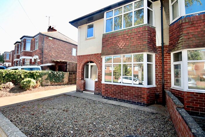 3 Bedroom Property To Rent In Millfield Lane, York, YO10