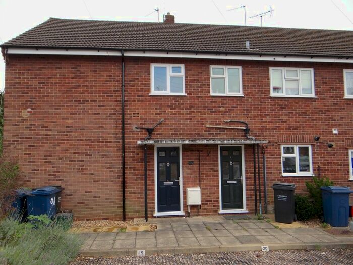 1 Bedroom Flat To Rent In Drakes Road, Amersham, HP7