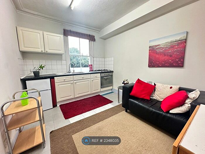 1 Bedroom Flat To Rent In Reporton Road, London, SW6