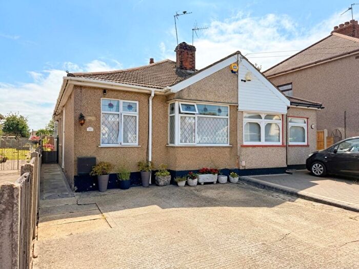 2 Bedroom Semi-Detached Bungalow For Sale In Philip Road, Rainham, Havering, RM13