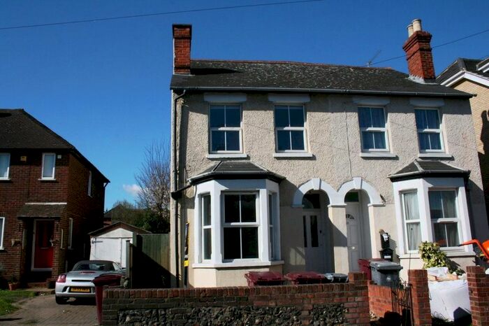 1 Bedroom Flat To Rent In Star Road, Caversham, Berkshire RG4