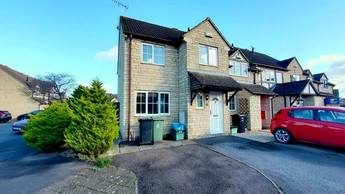 3 Bedroom Terraced House To Rent In Waterside Close, Quedgeley, GL2