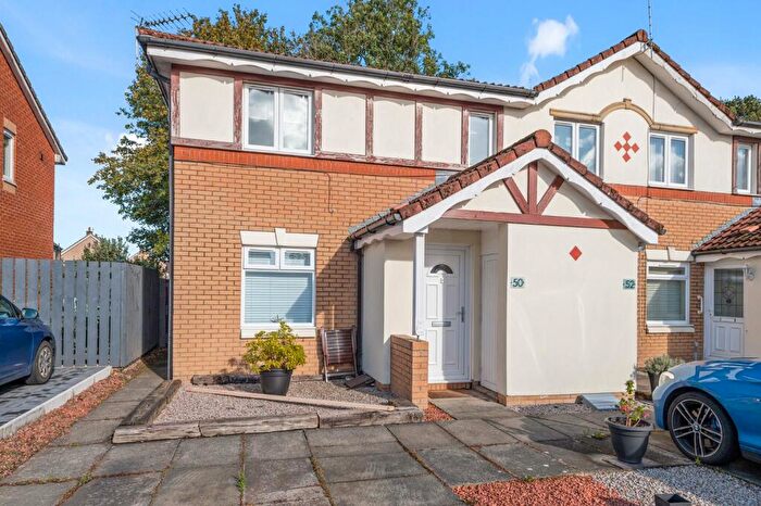 2 Bedroom Flat To Rent In Jamieson Avenue, Stenhousemuir, FK5