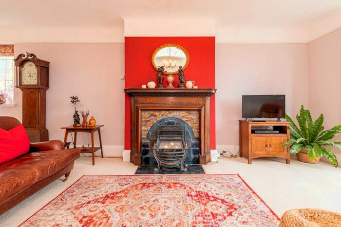 5 Bedroom Detached House For Sale In Nunwell Street, Sandown, PO36