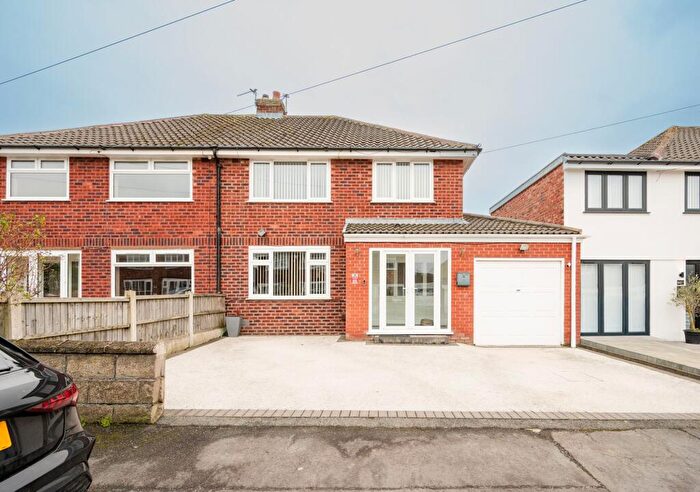 3 Bedroom Semi-Detached House For Sale In Sunnymede Drive, Liverpool, L31