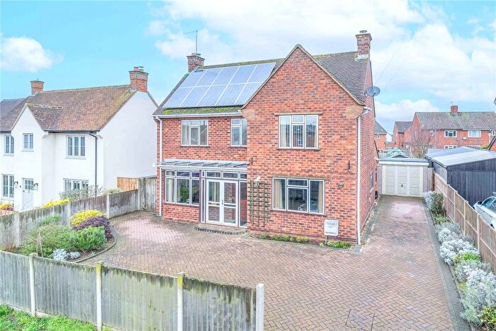 3 Bedroom Detached House For Sale In Elm Road, Evesham, Worcestershire, WR11