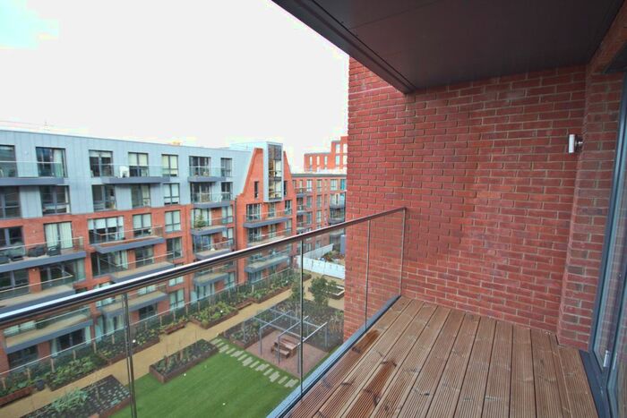 2 Bedroom Flat To Rent In Gaumont Place, Streatham Hill, London, SW2