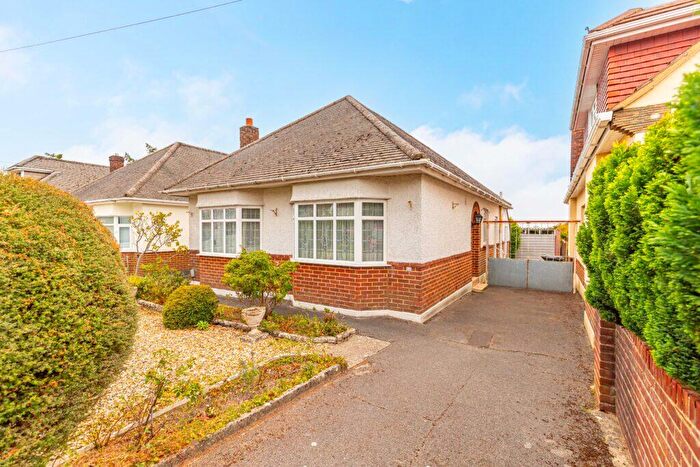 3 Bedroom Detached Bungalow For Sale In Wakefield Avenue, Northbourne, Bournemouth, Dorset, BH10