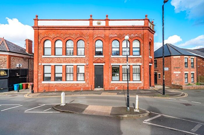 4 Bedroom Town House For Sale In Church Road, Northenden, M22