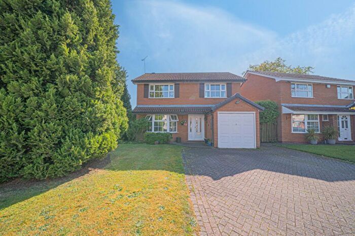 4 Bedroom Detached House For Sale In Muntz Crescent, Hockley Heath, B94