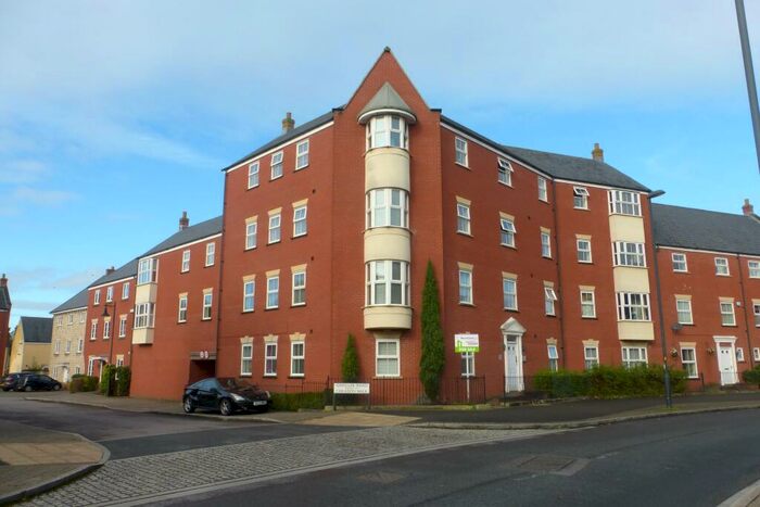 2 Bedroom Flat To Rent In Redhouse Way, Swindon, SN25