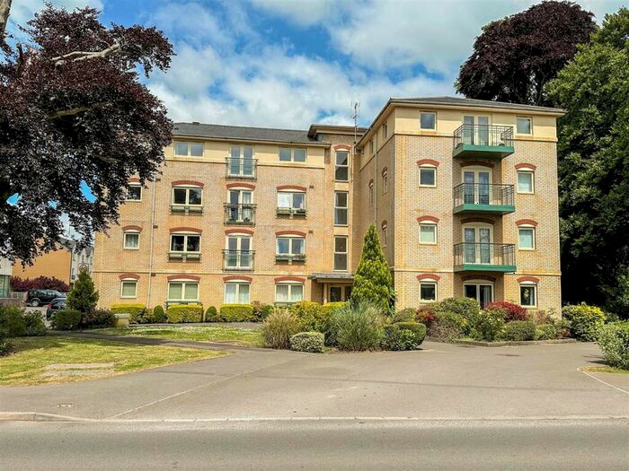 1 Bedroom Flat To Rent In Sir Bernard Lovell Road, Malmesbury, SN16