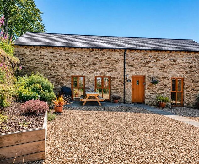 2 Bedroom Barn Conversion For Sale In Ettiford Farm, Ilfracombe, EX34