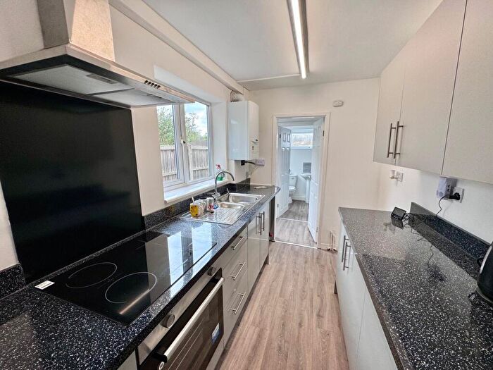 3 Bedroom House To Rent In Radford Boulevard, NG7