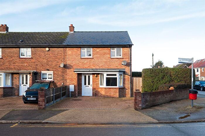 2 Bedroom End Terrace House For Sale In Blackthorn Avenue, West Drayton, UB7