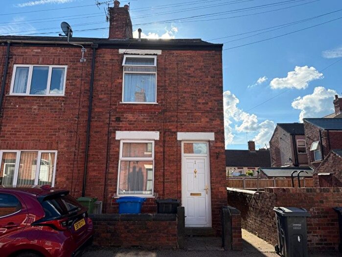 2 Bedroom End Of Terrace House For Sale In Nicholas Street, Hasland, Chesterfield, Derbyshire, S41