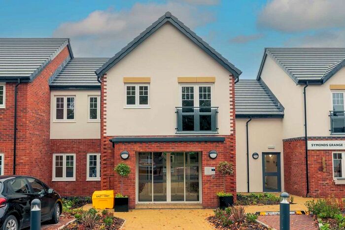 2 Bedroom Property For Sale In Hooton Road, Willaston, CH64