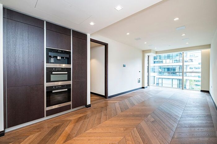 2 Bedroom Flat To Rent In Balmoral House, London, SE1