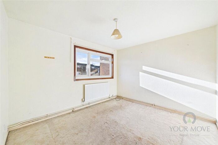 3 Bedroom Terraced House For Sale In Rillwood Court, Lumbertubs, Northamptonshire, NN3