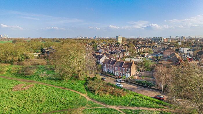 2 Bedroom Maisonette For Sale In Sidney Road, Forest Gate, E7