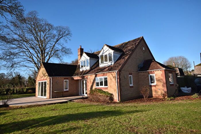 5 Bedroom Detached House To Rent In Rauceby Drove, South Rauceby, NG34