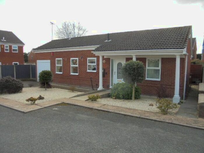 2 Bedroom Bungalow To Rent In Cotswold Grove, Mansfield, Mansfield, NG18
