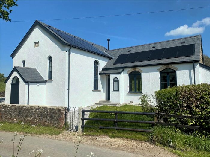 4 Bedroom Detached House For Sale In Broadwoodkelly, EX19