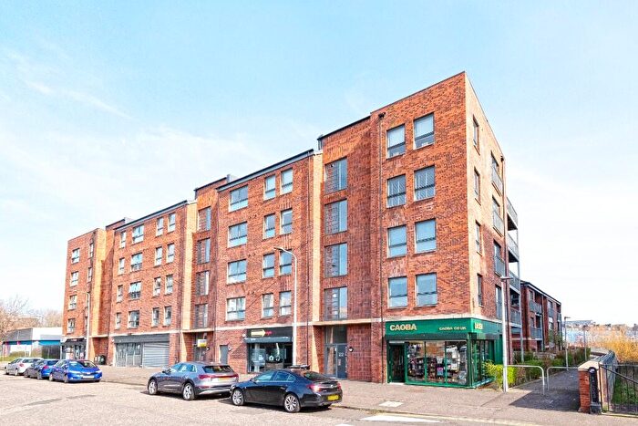 2 Bedroom Apartment For Sale In Flat, Anderson Place, Edinburgh, EH6