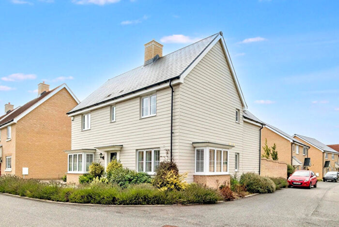 4 Bedroom Detached House For Sale In William Gurton View, Chelmsford, CM1