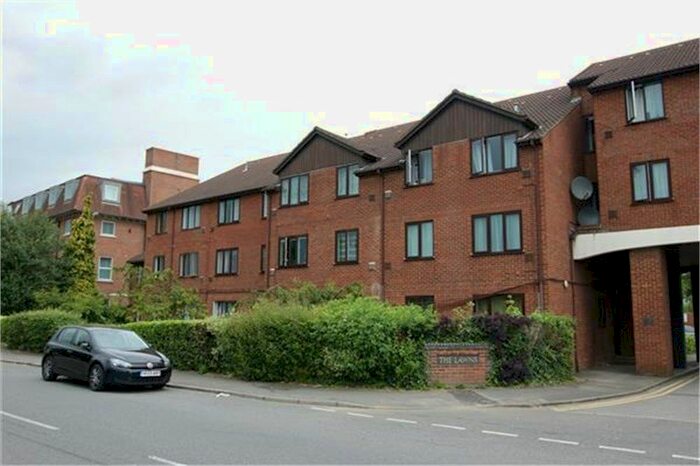 1 Bedroom Flat To Rent In Old Bath Road, Colnbrook, SL3