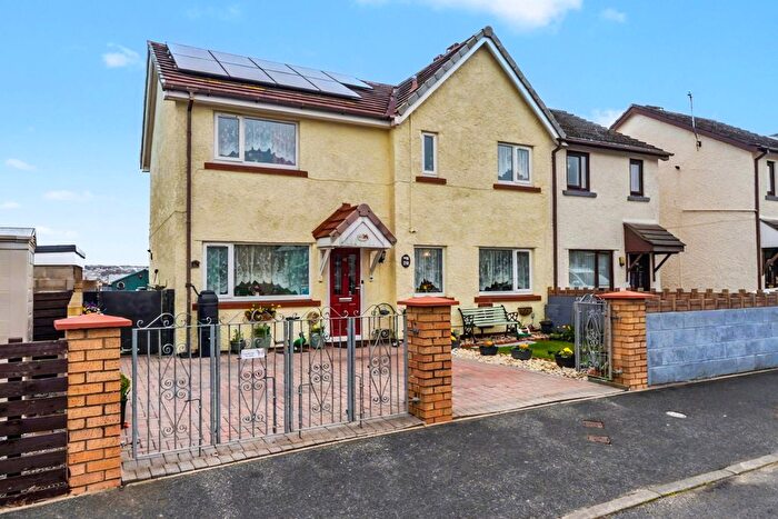 5 Bedroom Semi Detached House For Sale In Brakeside Gardens, Whitehaven, CA28