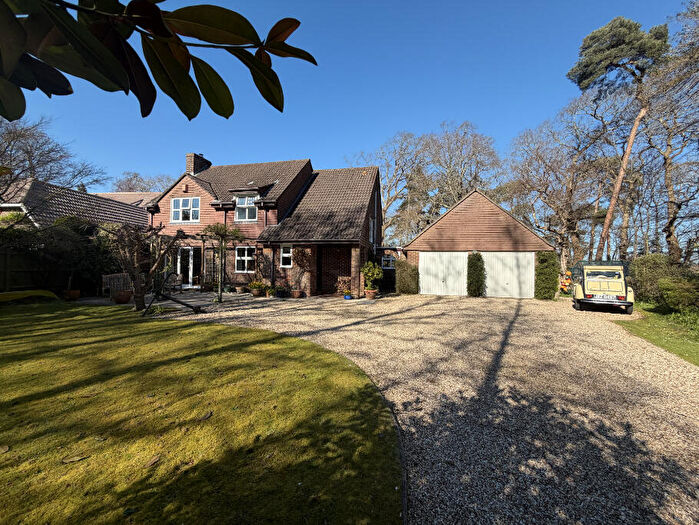 4 Bedroom Detached House For Sale In Saxon Place, Lower Buckland Road, Lymington, Hampshire, SO41