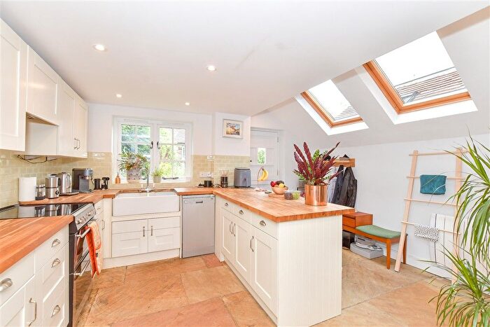 3 Bedroom Terraced House For Sale In Pond Cottages, Compton, Chichester, West Sussex, PO18
