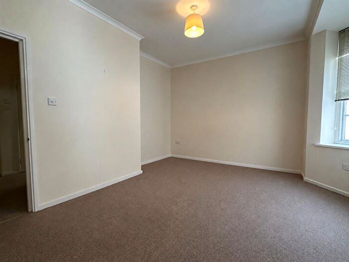 1 Bedroom Flat To Rent In Gloucester Street, St. Pauls, BS2