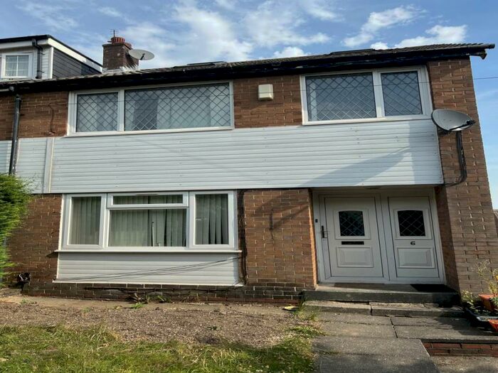 4 Bedroom House To Rent In Heather Grove, BD9