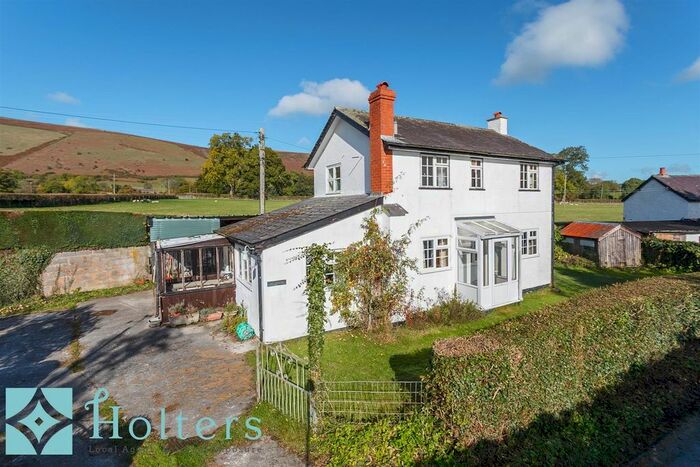 2 Bedroom Detached House For Sale In Leabrook, New Radnor, Presteigne, LD8