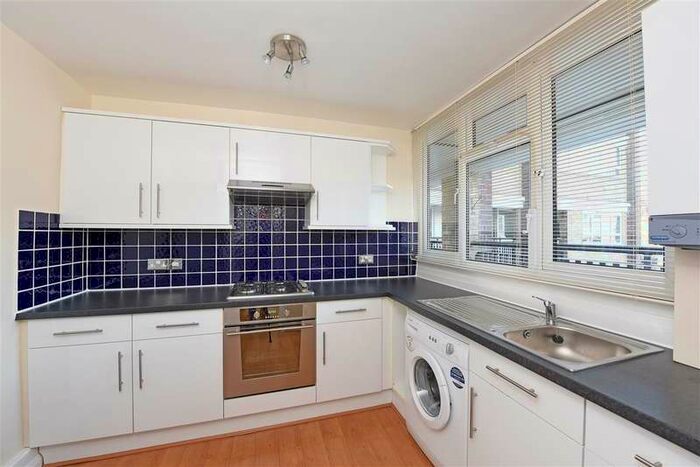 3 Bedroom Apartment To Rent In Byegrove Court, Byegrove Road, Colliers Wood, SW19