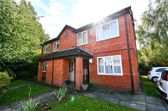1 Bedroom Apartment For Sale In Townfield Gardens, Bebington, Wirral, CH63