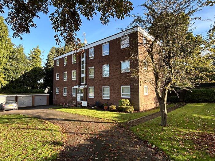 2 Bedroom Apartment For Sale In Highbridge Road, Sutton Coldfield, B73