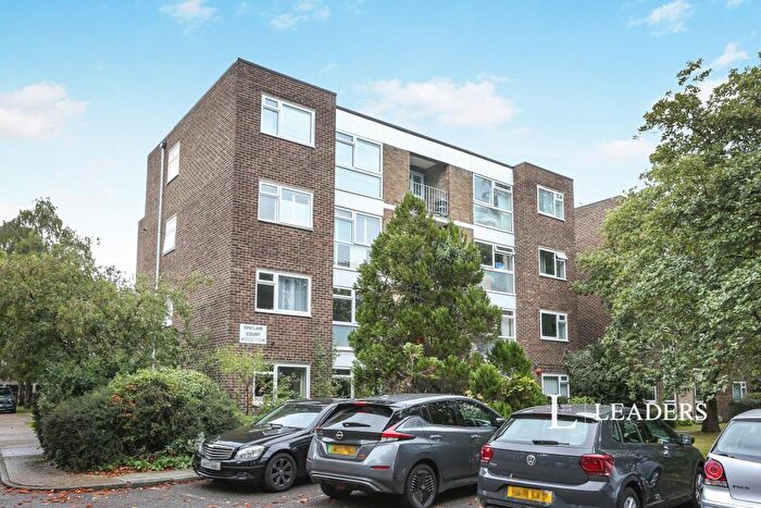 1 Bedroom Flat To Rent In Sinclair Court, Copers Cope Road, BR3