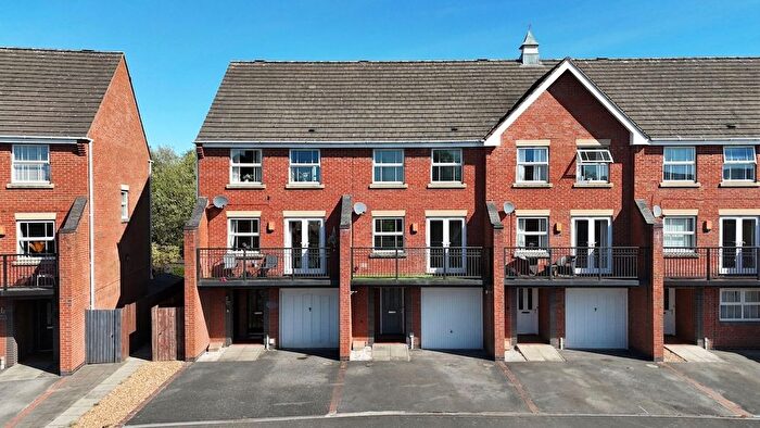 4 Bedroom Terraced House For Sale In Edgbaston Drive, Stoke-On-Trent, ST4