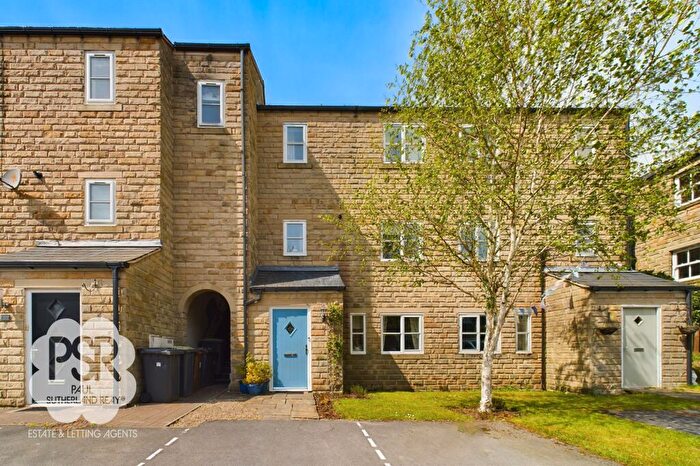 3 Bedroom Terraced House For Sale In Pike Close, Hayfield, SK22