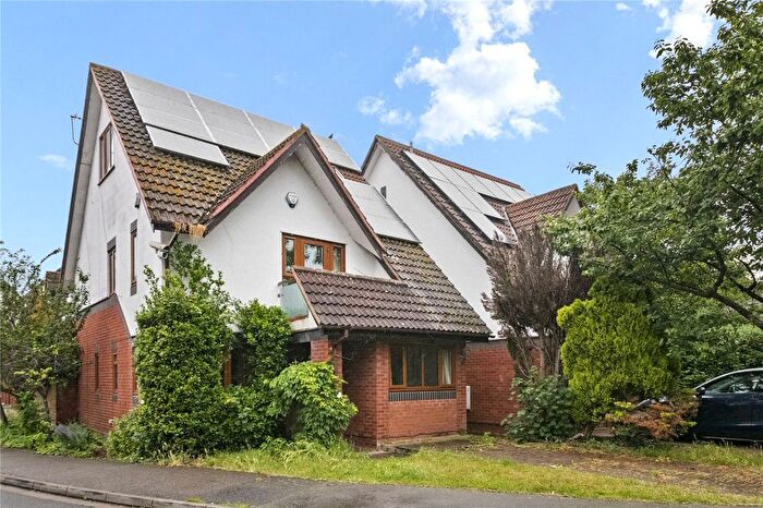 4 Bedroom Detached House To Rent In Wren Drive, West Drayton, UB7