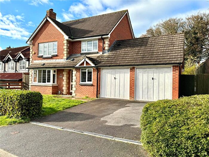 4 Bedroom Detached House For Sale In St. Albans Close, Bishopdown, Salisbury, Wiltshire, SP1