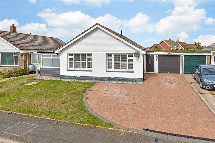 2 Bedroom Detached Bungalow For Sale In Anderri Way, Shanklin, Isle Of Wight, PO37