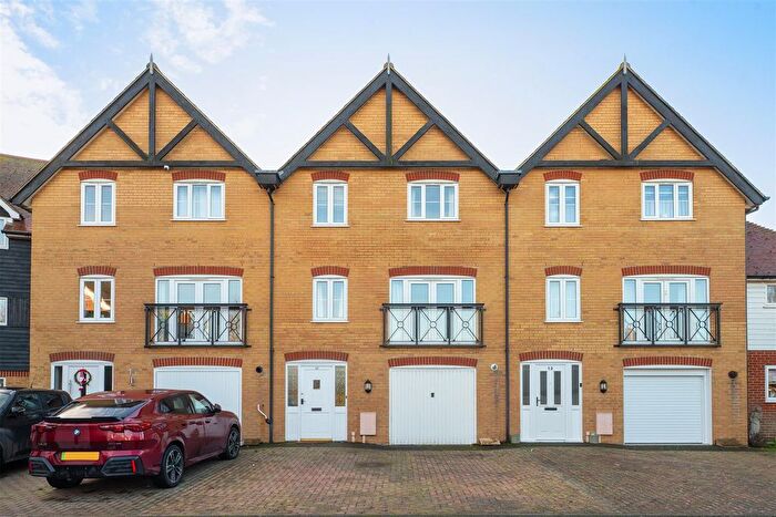 4 Bedroom Town House For Sale In Bluefield Mews, Whitstable, CT5