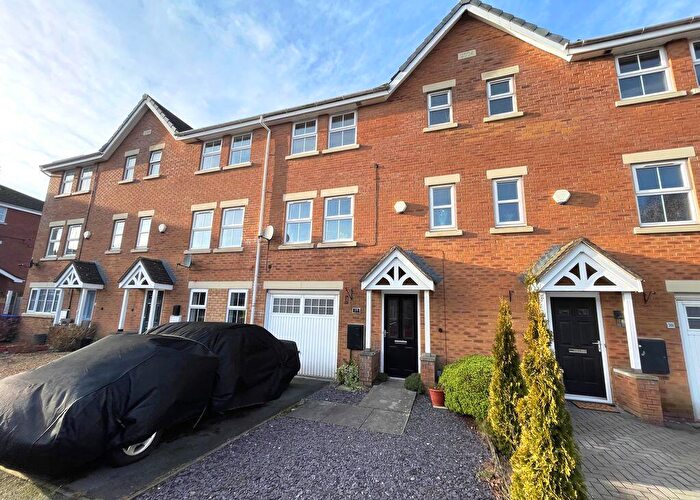 3 Bedroom Town House For Sale In Fairfax Close, Biddulph, ST8