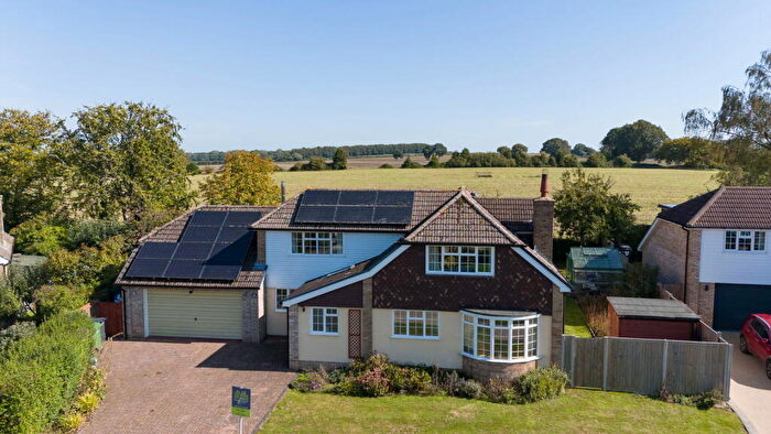 4 Bedroom Detached House For Sale In Mary Lane, North Waltham, Basingstoke, RG25